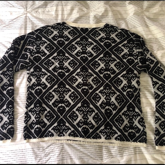 Statement Knit Sweater - Picture 4 of 4